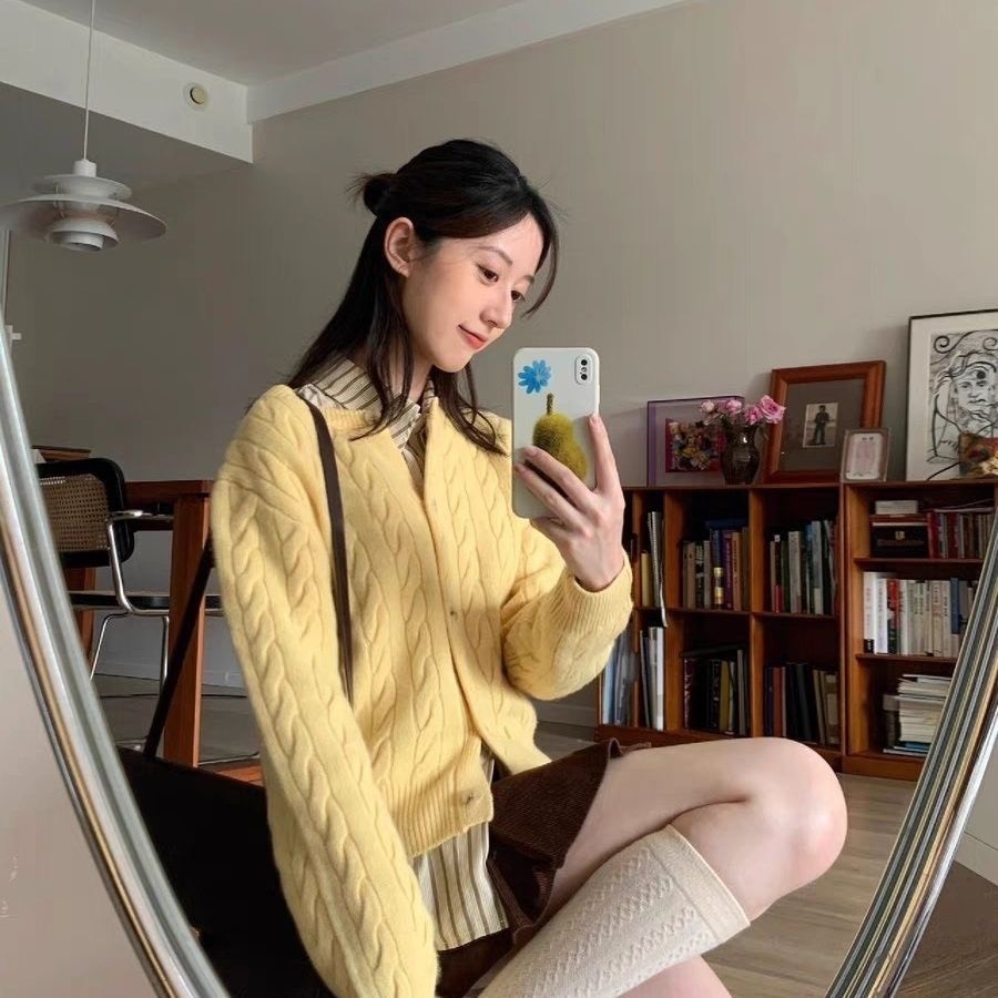 (SẴN)Áo khoác cardigan màu vàng tươi xanh coban nâu tây trơn chất len dày dặn vặn thừng form cỡ vừa CDG002 - Tiktik