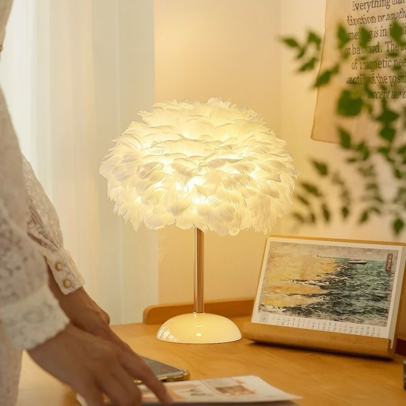 Đèn ngủ lông vũ để phòng ngủ, decor phòng ngủ