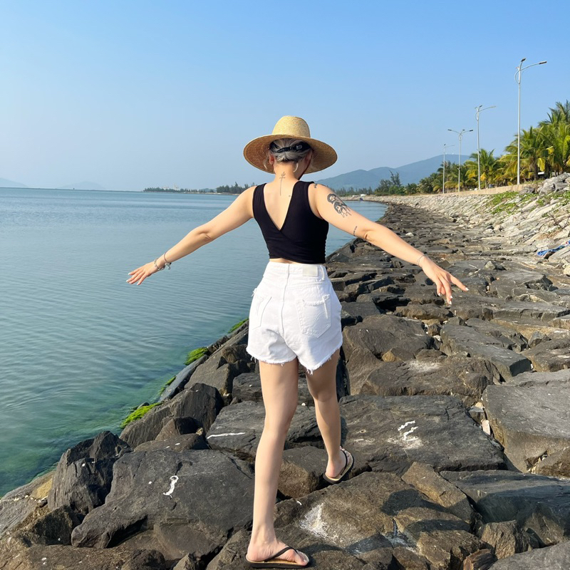 MIDDUA - SJ017 Short jean nữ lưng cao, túi sau rách kiểu