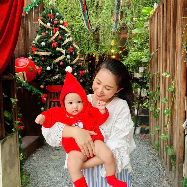 (Sẵn Ship - Tặng Tất Đỏ ) Set bodysuit Noel Kèm Mũ hàng  thu đông cho bé trai bé gái đón noel cho béchụpảnh