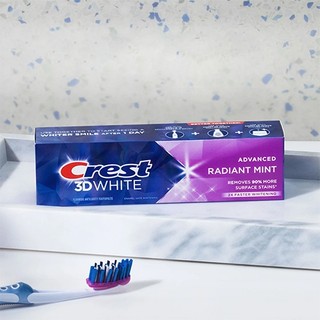 Kem đánh răng Crest 3D White Radiant Mint (93g)