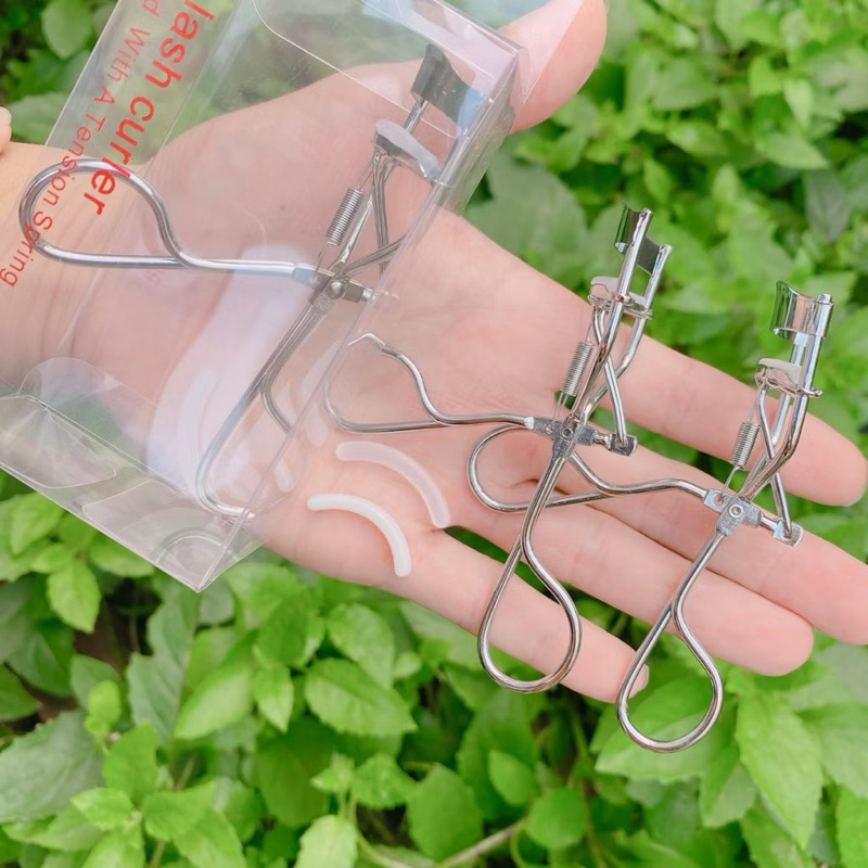 Bấm mi lò xo ko hiệu (bấm mi thần thánh), giá rẻ mà dùng cực xịn xò.