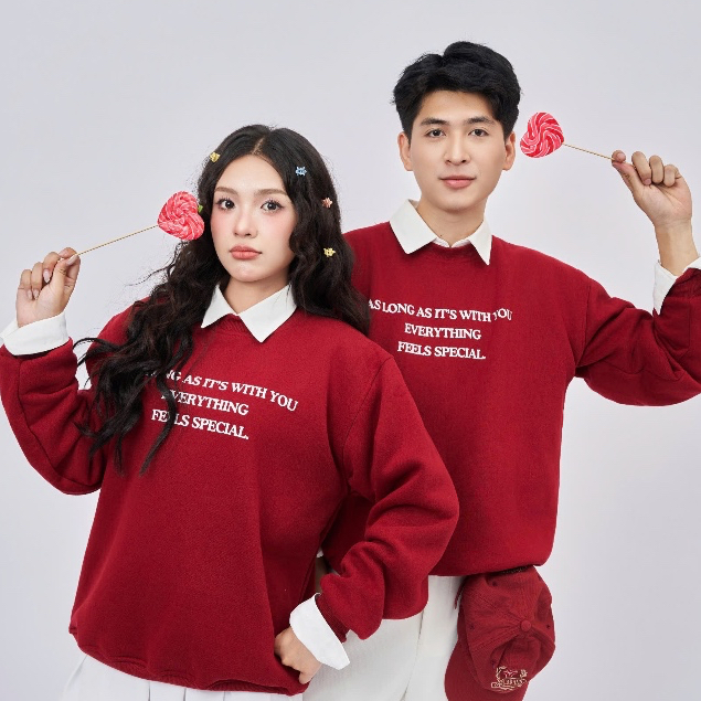 Áo sweater đôi phong cách trẻ trung năng động