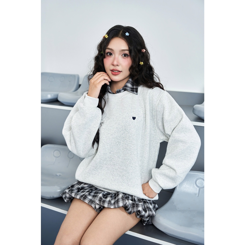 Áo Sweater Nỉ Đôi Nam Nữ Thêu Hình Tiny Heart Dễ Thương LILA  Áo Thun Dài Tay Dáng Rộng Vải Nỉ Bông