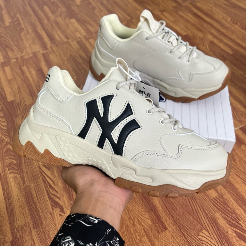 (Bản cao cấp) Giày thể thao sneakers Chunky v2 nam nữ.Đế tăng chiều cao 6cm êm chân chống trơn trượt êm chân G 876