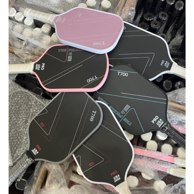 ( HOẢ TỐC ) Vợt Pickleball T700 PRO Viền Hồng, mặt carbon siêu nhám