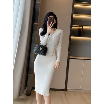 đầm body len hàng ( CÓ SẴN ) đầm body trắng , Đầm váy body kiểu cho nữ , đầm len body tôn dáng, đầm len cúc sẵn hàng .