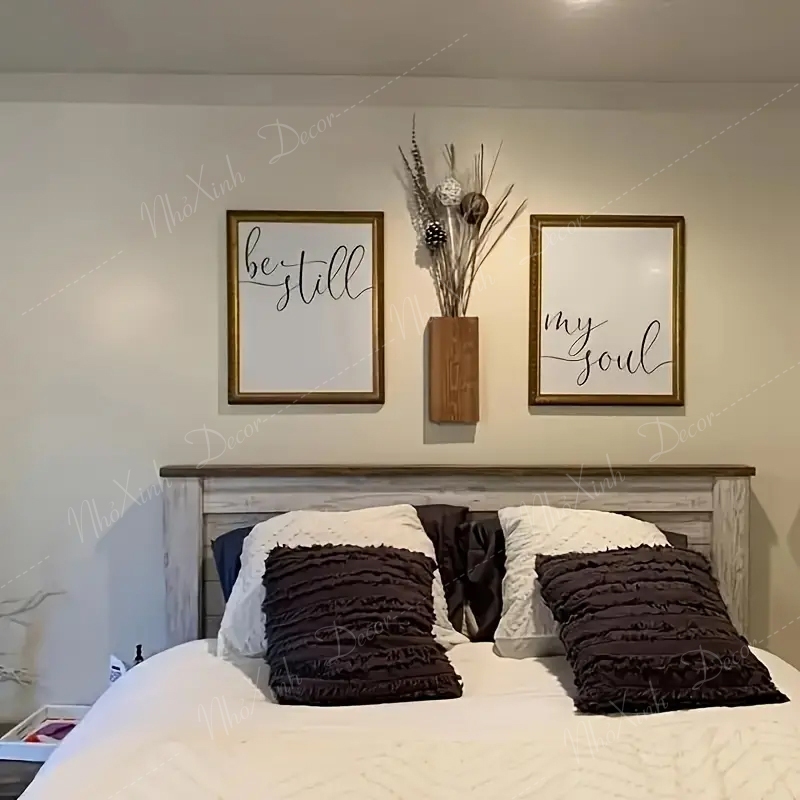 Kệ lọ hoa treo tường bằng gỗ dùng decor nhà cửa, homestay, cafe