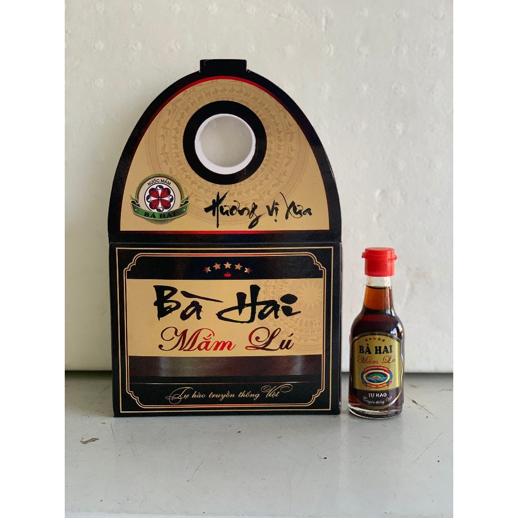 Hộp nước mắm lú Bà Hai MS40A (8chai thuỷ tinh  x 60ml)
