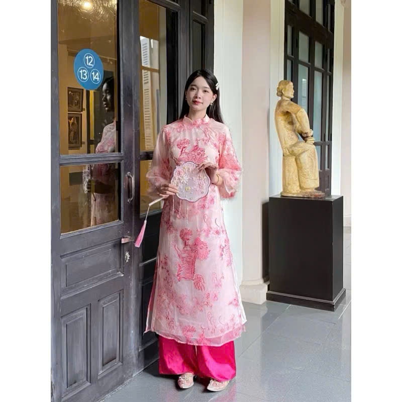 Áo  Kỳ Lân tay lông, hoạ tiết thêu lân 3 màu, cổ trụ tay lỡ