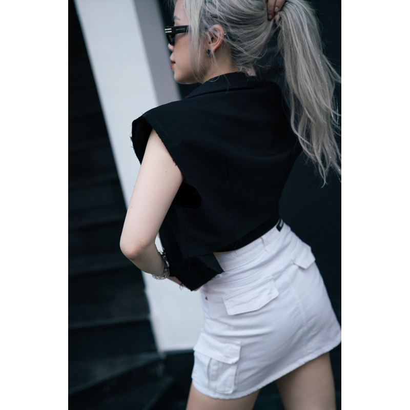 MIDDUA -  Gilet02 Waistcoat đôn vai túi kiểu, dáng crop lửng
