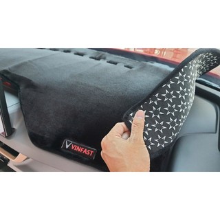 Thảm Taplo VINFAST VF7- Chất liệu tuyết nhung mịn chống nắng, chống nóng, bảo vệ taplo mọi thời tiết