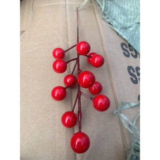 Combo 100 Chùm Quả Cherry, Nhánh Đào Đông Trang Trí Giỏ Quà, Noel,Hoa Sáp Hoa Lụa, Làm Oản - Phụ Kiện Trang Trí.