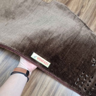 Thảm taplo VINFAST VF7 Chất Liệu Tuyết Nhung Cao Cấp Chống nắng, chống nóng, không hắt bóng kính, bảo vệ xe