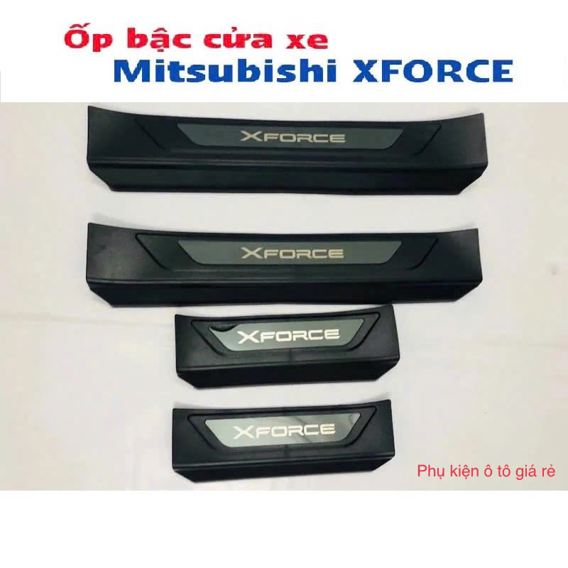 Ốp bậc cửa bên ngoài xe Xforce chất liệu nhựa chữ 3D tráng gương (Hàng cao cấp)