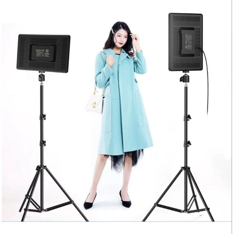 Đèn Livestream Vuông MM240 11inch có remote 3 chế độ sáng và chân 2m1 .