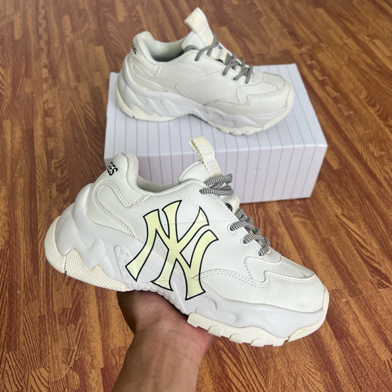 Giày thể thao sneakers Chunky nam nữ.Hàng cao cấp chất lượng fom chuẩn đẹp.Đế tăng chiều cao 6cm êm chân chống trơn T 81