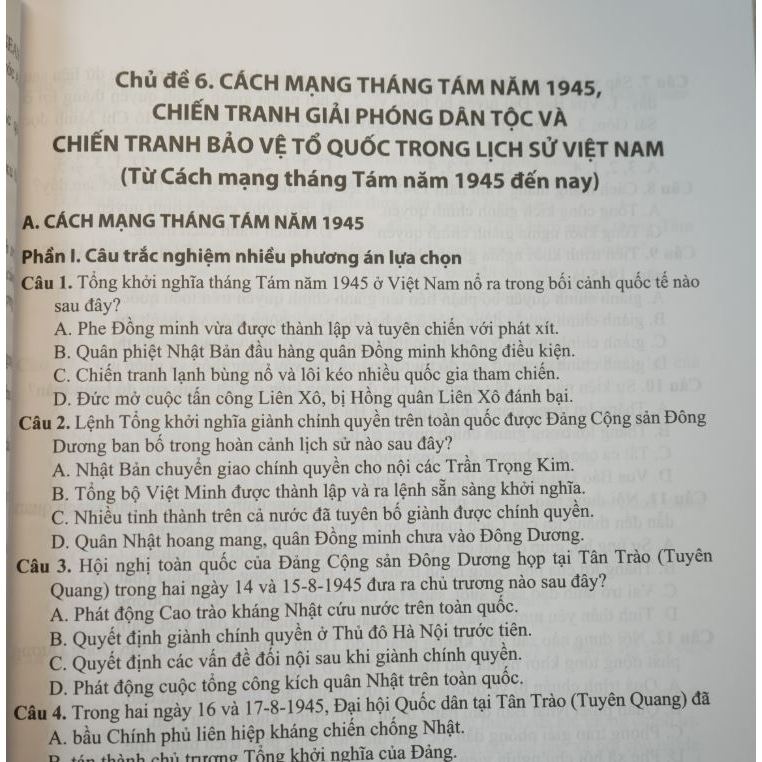 Ảnh Sách - Ôn luyện trắc nghiệm thi tốt nghiệp trung học phổ thông môn Lịch sử 4