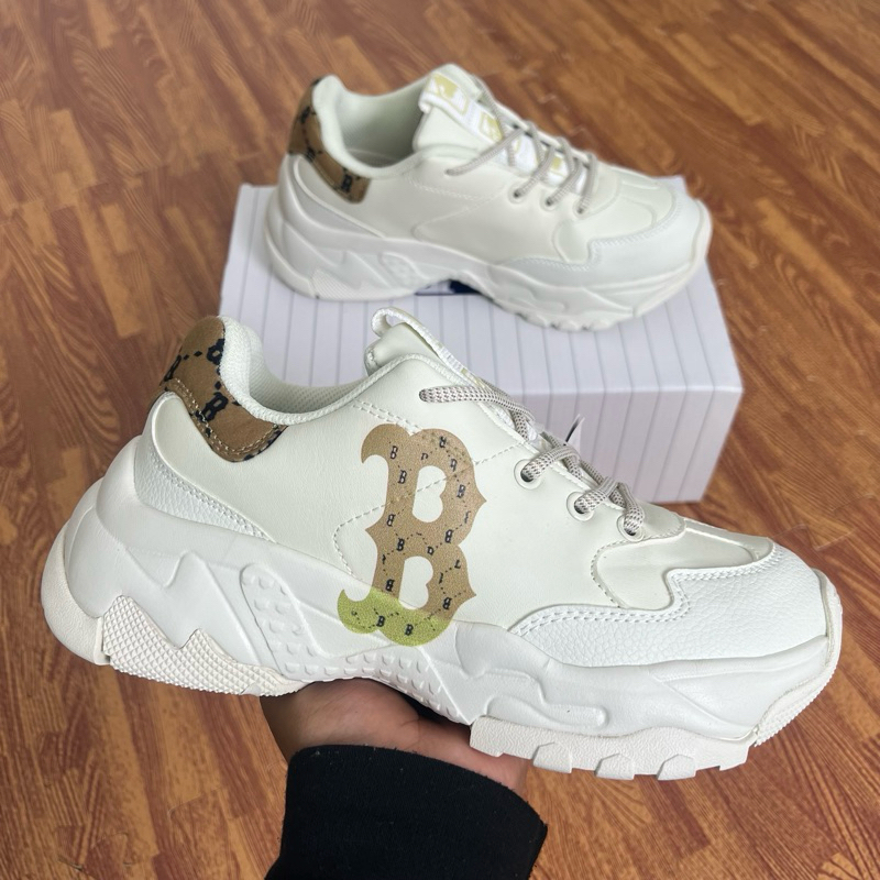 Giày thể thao sneakers Chunky nam nữ.Hàng cao cấp chất lượng fom chuẩn đẹp.Đế tăng chiều cao 6cm êm chân chống trơn T 81