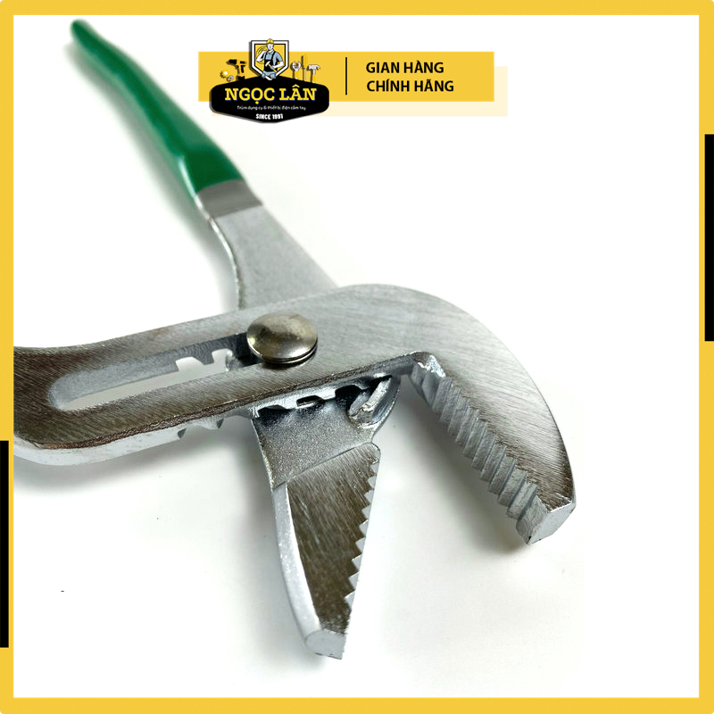 Combo Kìm bấm chết 10 inch có bọc tay cầm, Kìm mỏ quạ 12inch và búa nhổ đinh 5 lạng sửa chữa điện nước