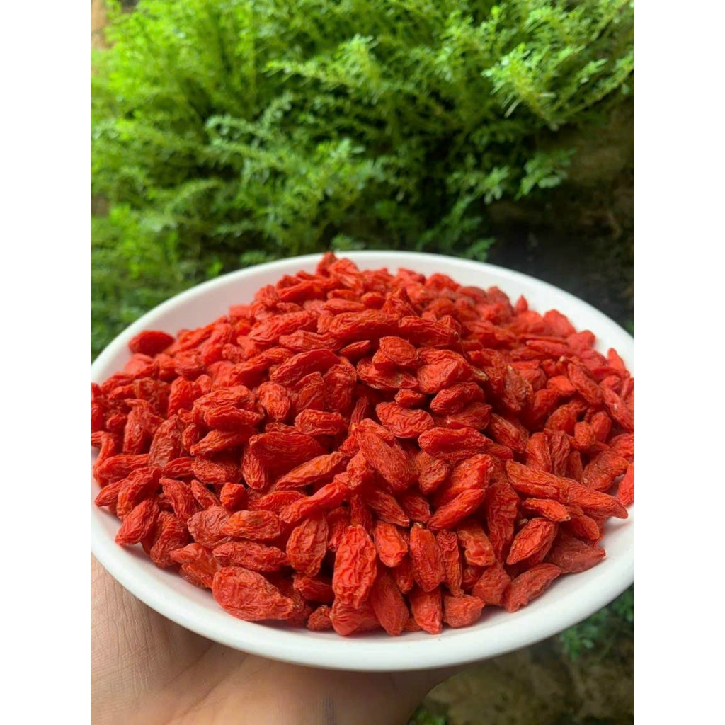 Kỷ Tử Đỏ (Câu Kỉ Tử) 100gr Sấy Khô Quả To Đỏ Đều -  Yến Sào Phạm Gia