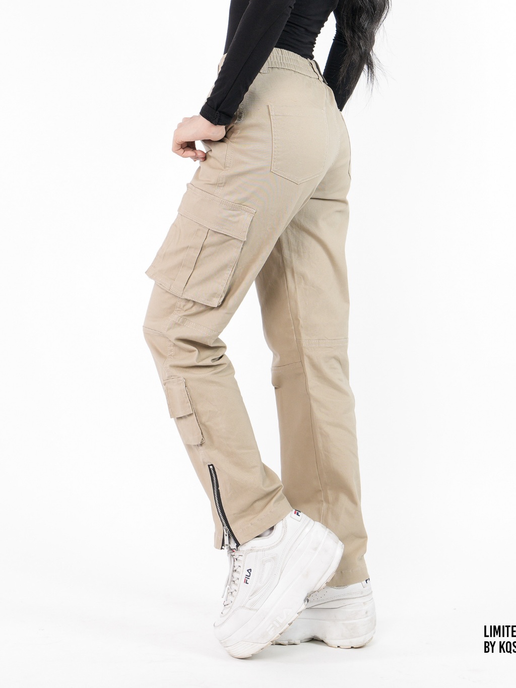Ảnh Quần cargo nữ túi hộp KQSTYLING kaki cotton co giãn nhẹ lưng thun phối nút phía trước-A13- VÀNG NGHỆ 2