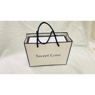 Set hộp quà tặng Sweet Love nắp nam châm cứng cáp, sang trọng