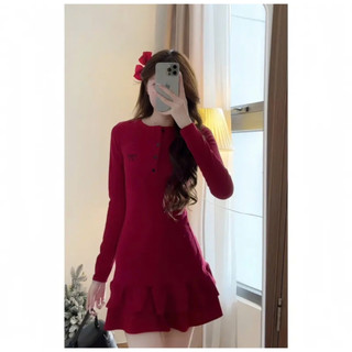 Váy sơ mi cổ tròn body thêu nơ đuôi cá