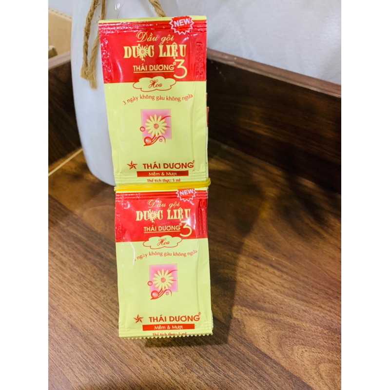 Combo 10 Gói Dầu Gội Dược Liệu Thái Dương 3 Dạng Gói 5ml [ bao bì có thể thay đổi tùy mỗi đợt ]