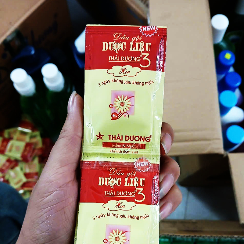 Combo 10 Gói Dầu Gội Dược Liệu Thái Dương 3 Dạng Gói 5ml [ bao bì có thể thay đổi tùy mỗi đợt ]