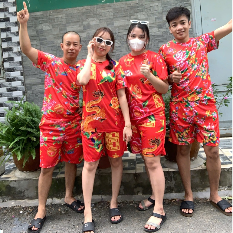 Đồ Bộ Gia ĐÌnh Mặc Chúc Tết Du Xuân - Set hoa con công thanh long khăn trải bàn Con rồng - Kl1