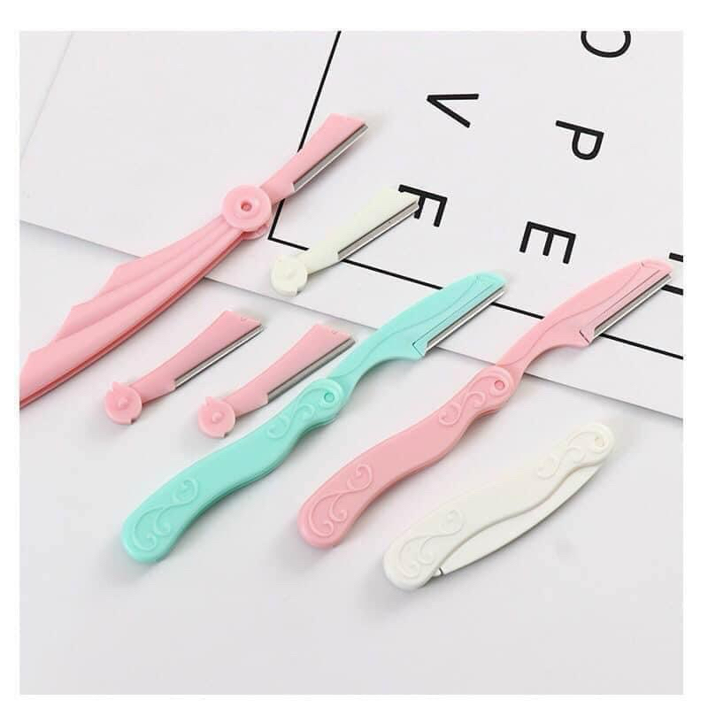 Set 3 cây dao cạo lông mày, giúp tạo khuôn trước khi định hình lông mày.