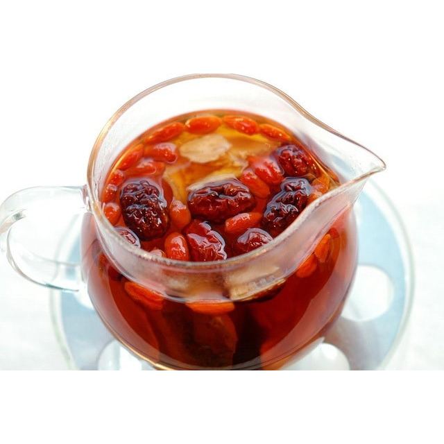 1KG TÁO ĐỎ TÂN CƯƠNG  - nongsangiasi táo tàu loại ngon ngọt dùng nấu chè dưỡng nhan, nấu trà thảo mộc, táo đỏ giá sỉ