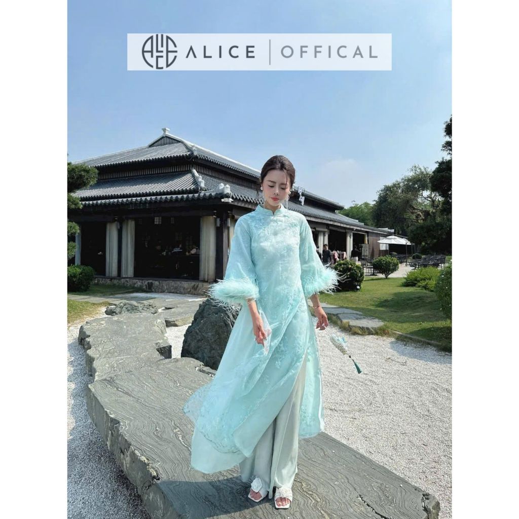 Áo Dài Cách Tân Nữ Thêu Hoa Nổi Alice Chất Vải Crepe Cao Cấp Tay Lửng Phối Lông Vũ, Áo Dài Tết 3 Màu