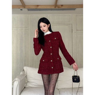 Áo khoác dạ tweed lấp lánh cổ tròn, thắt eo tôn dáng 4 túi nắp có màu đỏ đô và đen