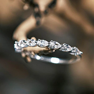 KL0034 Nhẫn Bạc Nữ Min Pera Eternità Kết Nửa Vòng Đá Giọt Nước Pear Cut 3.0ly by Kylan Silver
