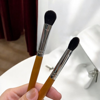Cọ Mắt Dẹp Lông Bung Xoè,lông mịn,bám phấn,không gây châm chích