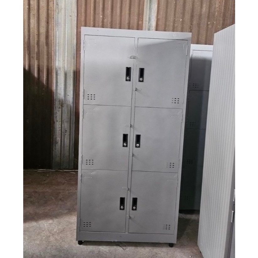 Tủ locker 30 ngăn đựng đồ cá nhân tiện lợi cho văn phòng công ty.