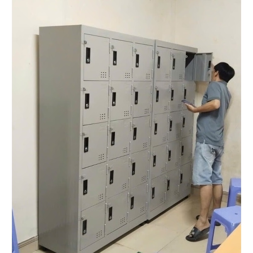 Tủ locker 24 ngăn sơn dầu và sơn tĩnh điện cao cấp, đựng đồ dùng cá nhân.