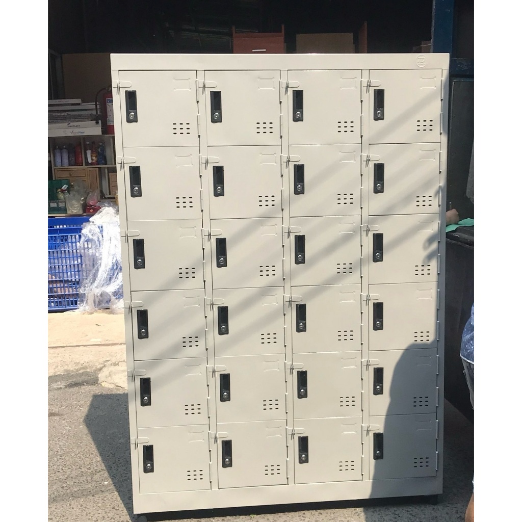 Tủ locker 24 ngăn sơn dầu và sơn tĩnh điện cao cấp, đựng đồ dùng cá nhân.