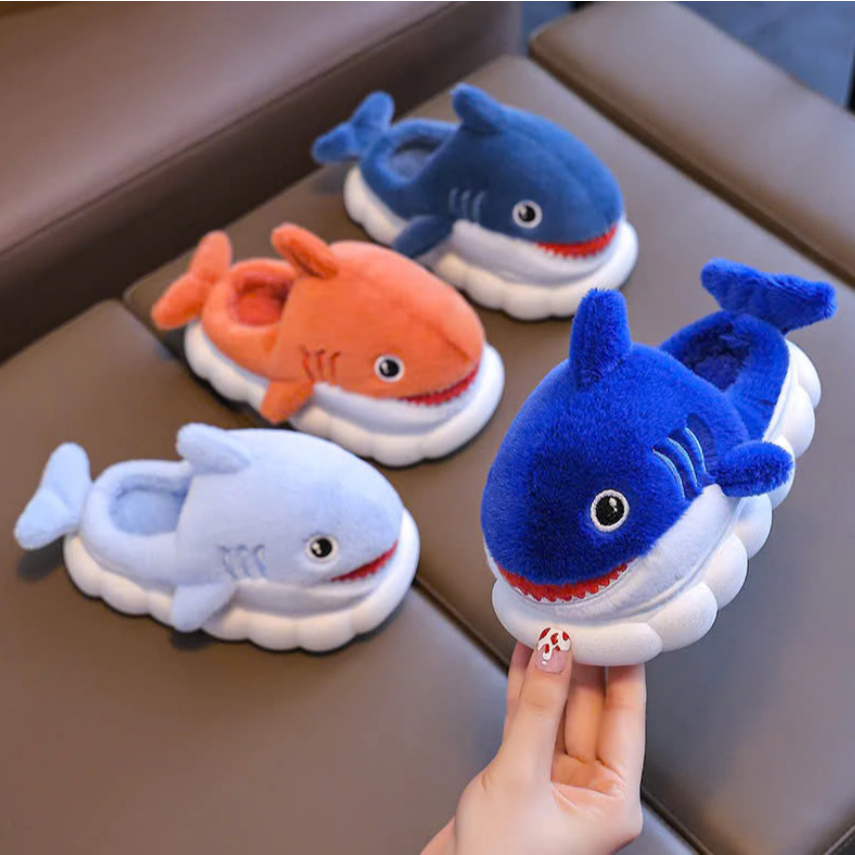 Dép Lông Cho Bé Hình Cá Mập Siêu Cấp Dày Dặn, Dép Bông baby shark Mã DP89