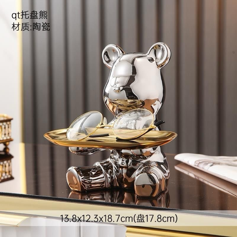 Tượng gấu Bearbrick để chìa khoá, đồ ăn nhẹ,...