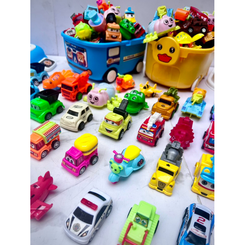 Combo 20 - 40 xe ô tô đồ chơi mini cho bé có dây cót chạy nhỏ nhắn xinh xắn tổng hợp rất nhiều loại xe khác nhau cho bé