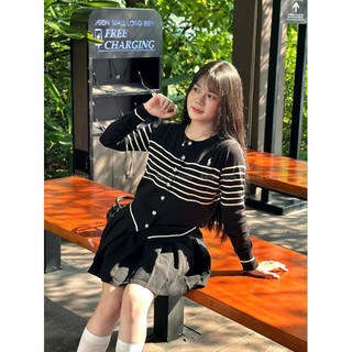 Áo len Cadigan kẻ dài tay sọc ngang ngực hình ngựa thêu Style Hàn Quốc free size mã 769