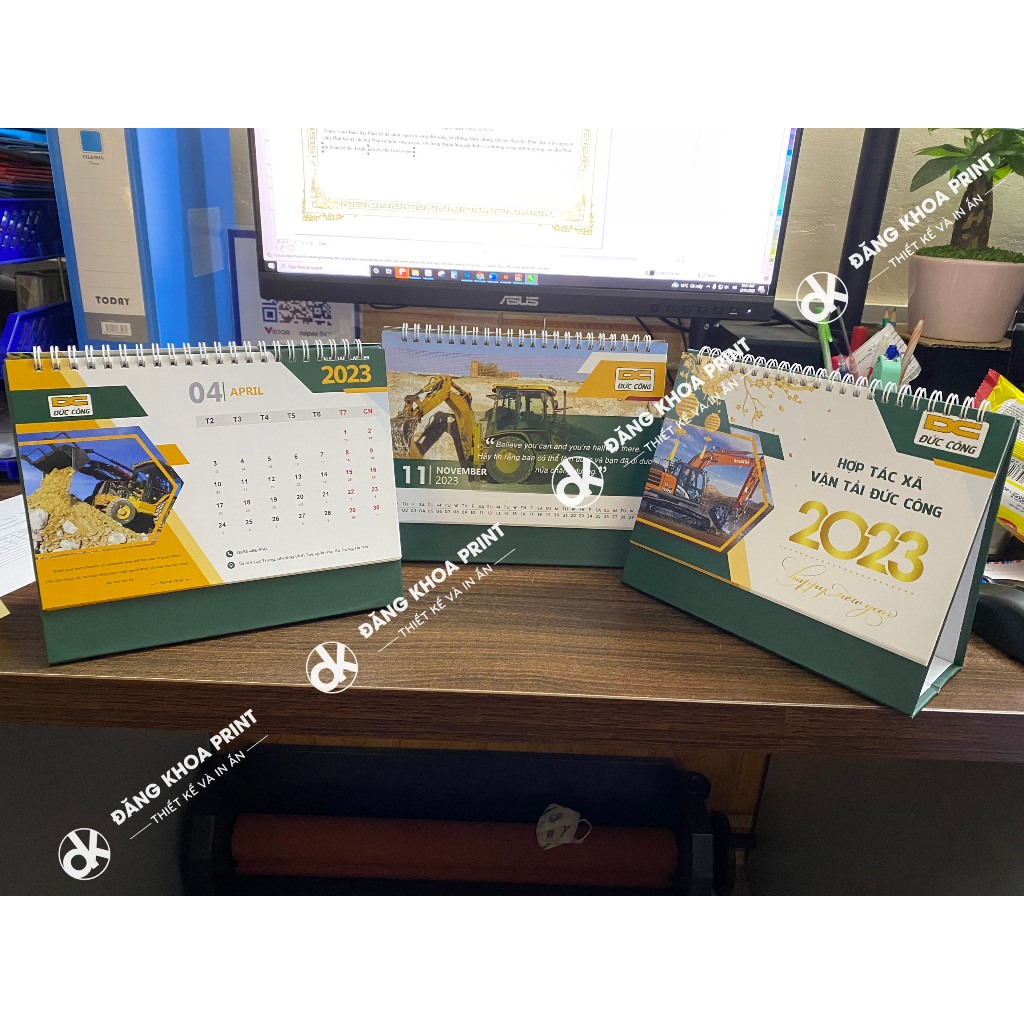 In lịch chữ A 2026 để bàn cho công ty, doanh nghiệp, cửa hàng. In số lượng nhiều ntin Shop để dc báo giá tốt