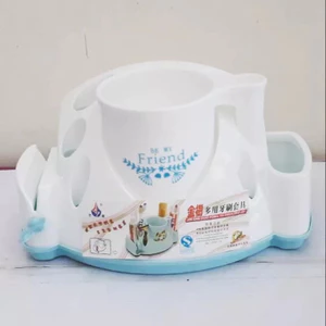 Giá để bàn chải kem đánh răng cao cấp có vặn kem