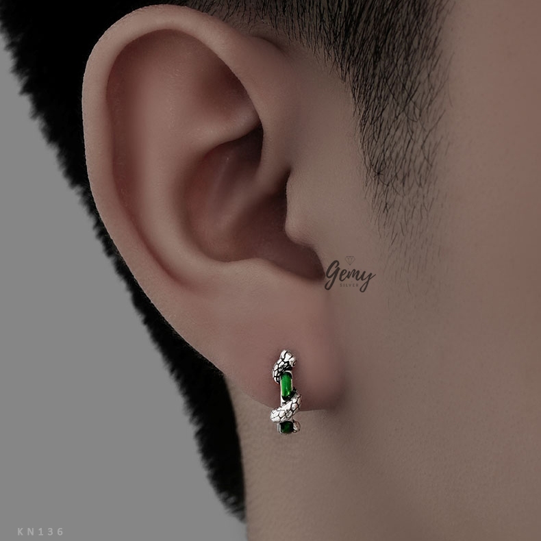 Khuyên tai tròn nam bạc 925 Green Snake chạm khắc hình rắn đính đá xanh cực chất (1 chiếc) KN136 | GEMY SILVER