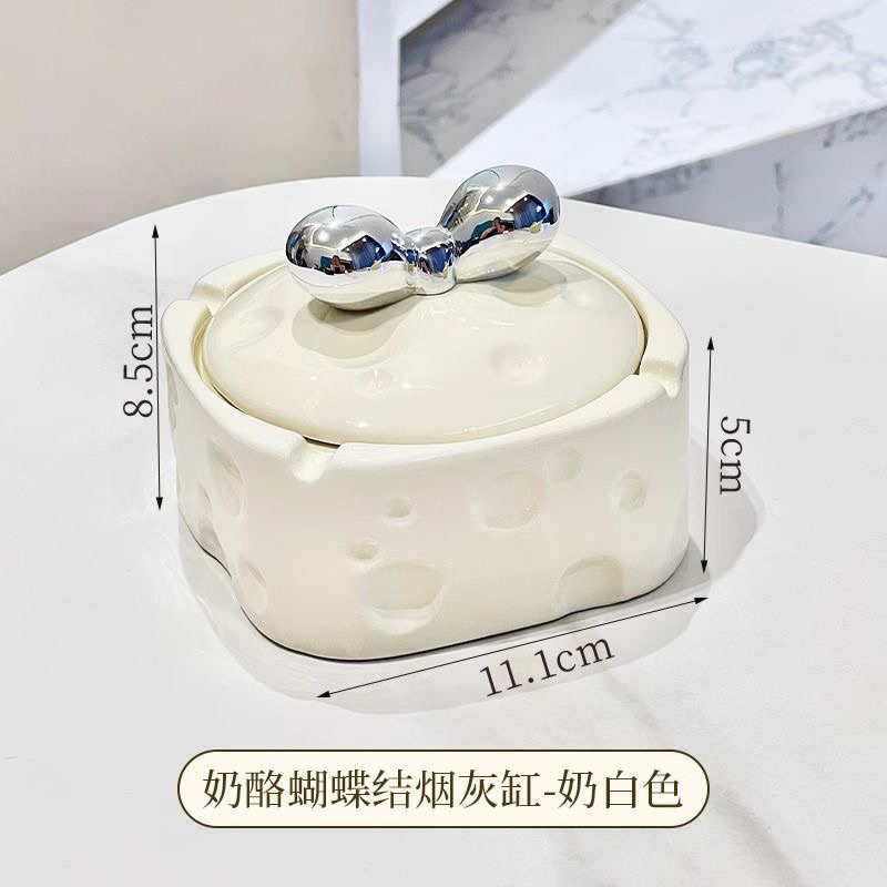 Gạt tàn sứ nắp nơ