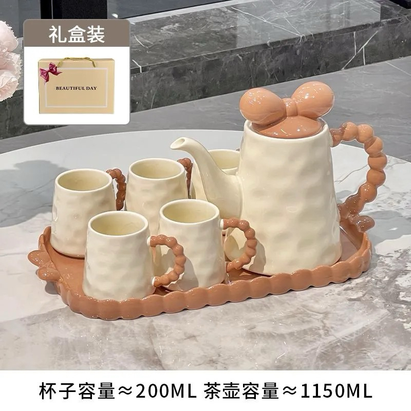 Bộ cốc nơ cực xinh kèm hộp làm quà tặng, để phòng khách