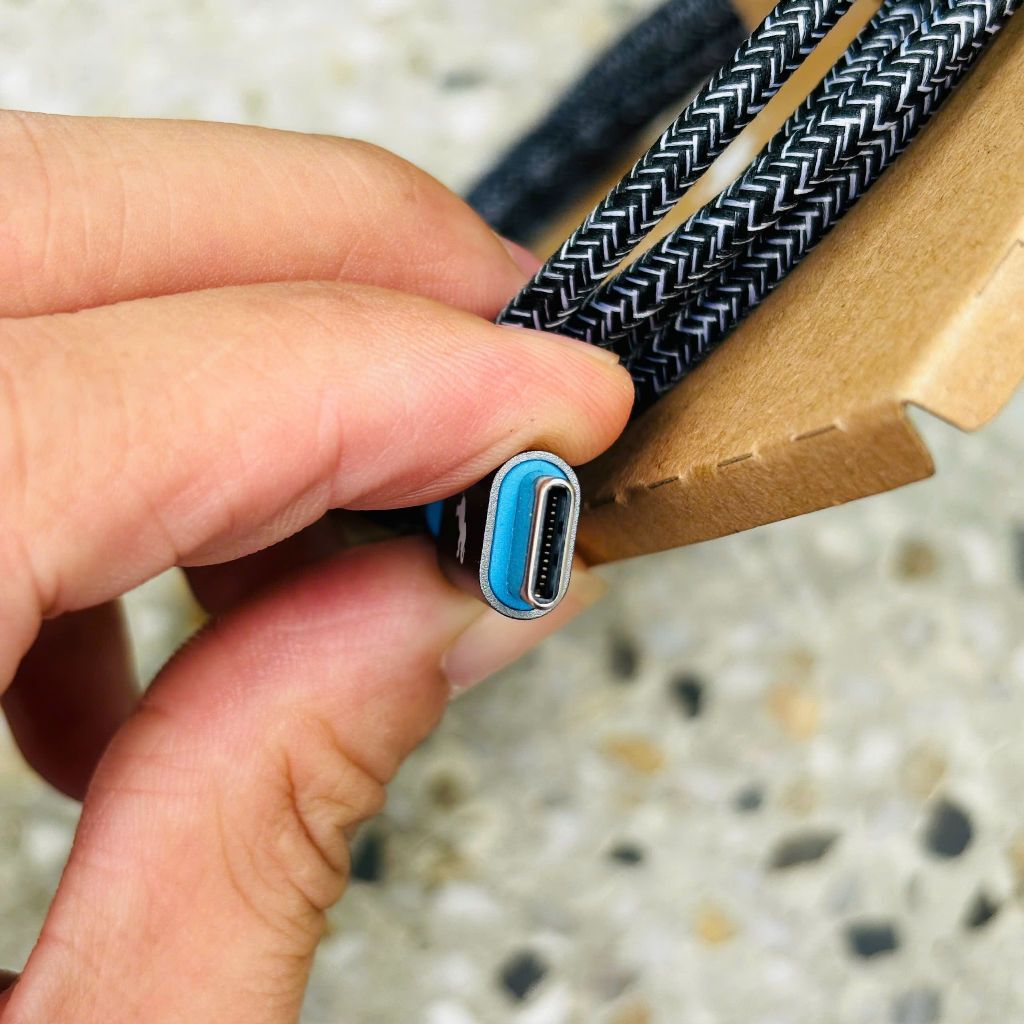 Cáp sạc nhanh 60W USB to C Powerknit Nimble bọc dù dài 1.8m